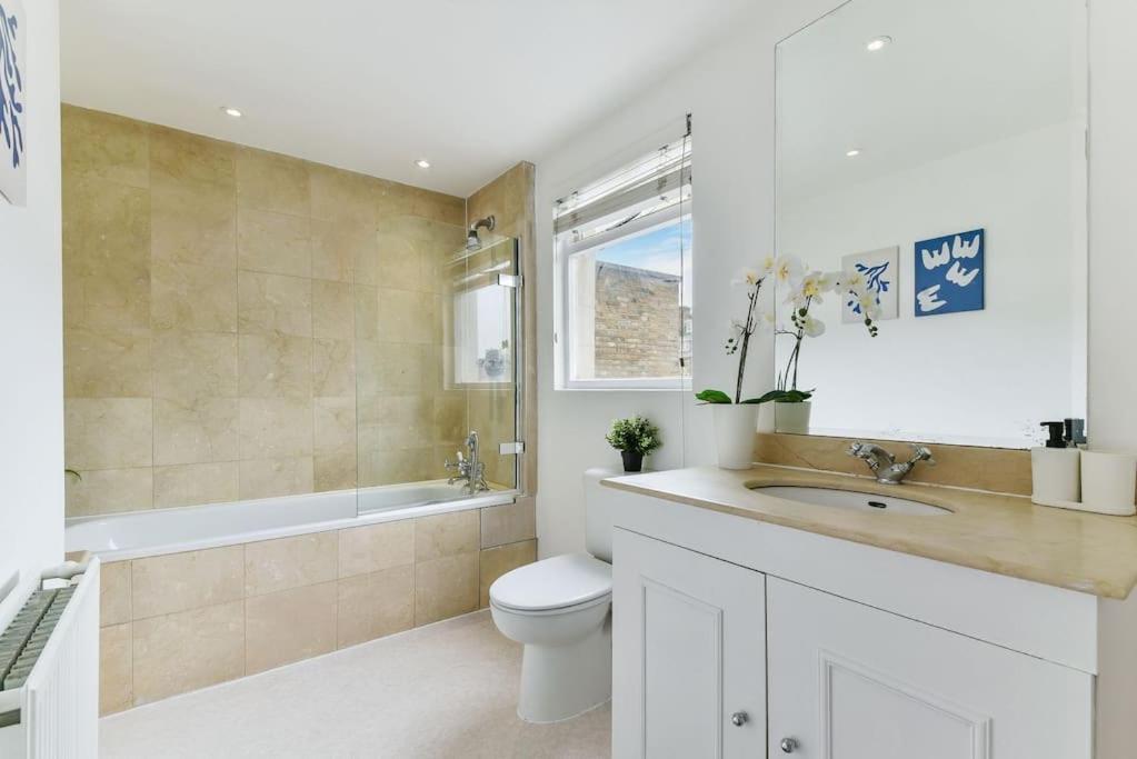 Knightsbridge Stylish Two Bedroom Apartment لندن المظهر الخارجي الصورة